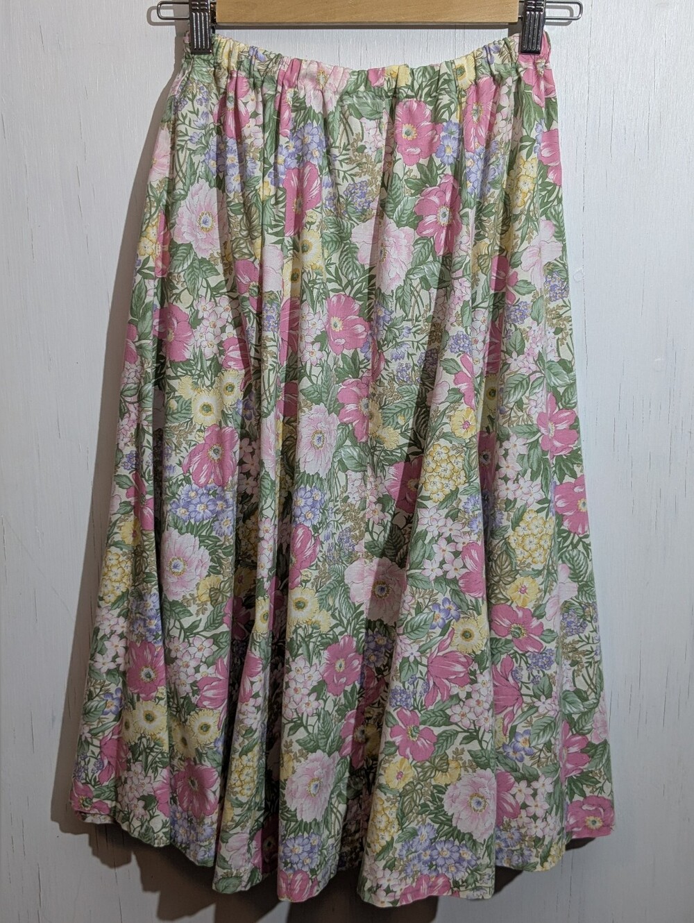 Spring Flower Trio Collection - Picture 3 of 11
